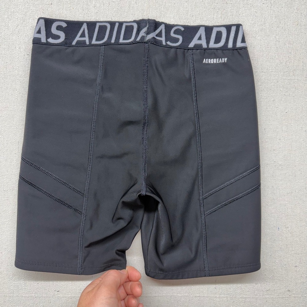 Adidas Aeroready Techfit Volleyball Shorts Black Womens Small FH8XFY4100063 - Picture 8 of 10
